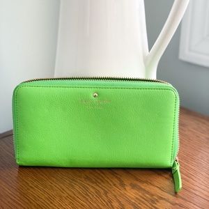 Kate Spade Cobble Hill Lacey Wallet - Shamrock
